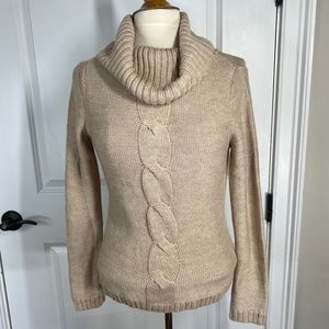 Ann Taylor, Sz.Small Tan Large Turtle Neck Long Sleeve Sweater